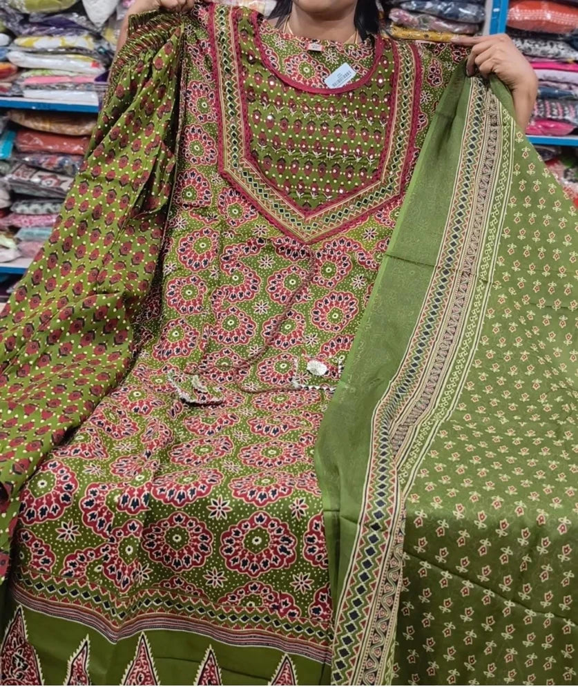Plus Size Premium Rayon Anarkali 3-Piece Set