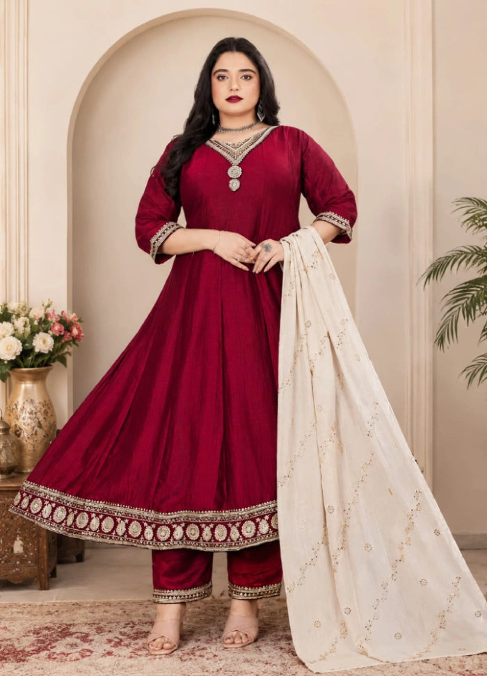 Plus Size Kali Model Vizhitra Anarkali - Maroon (4XL–6XL)