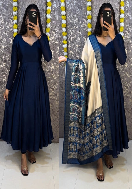 Blooming vichithra silk