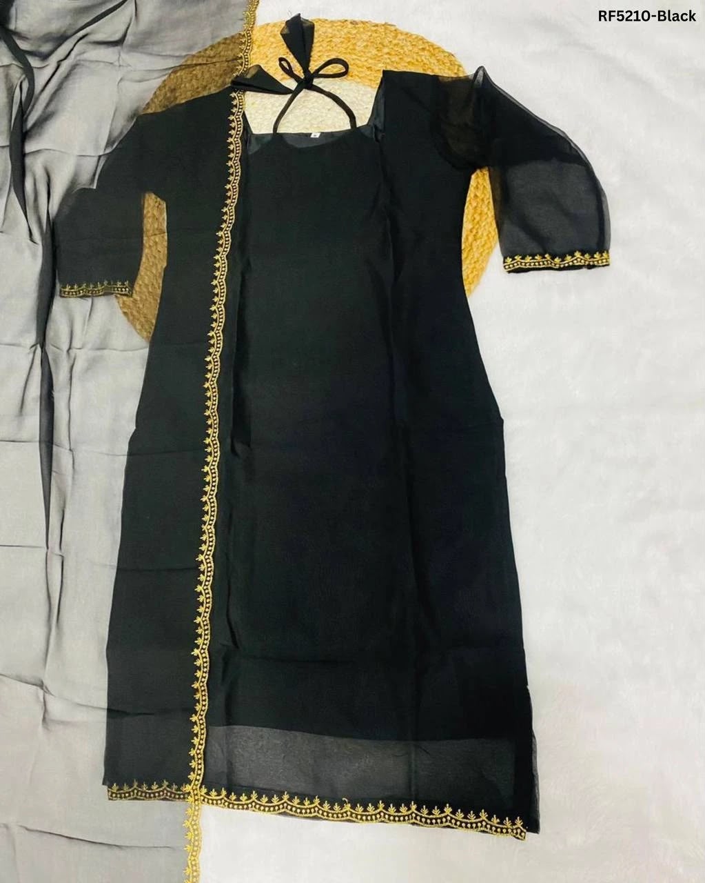 Georget Side Open Tops And Dupatta