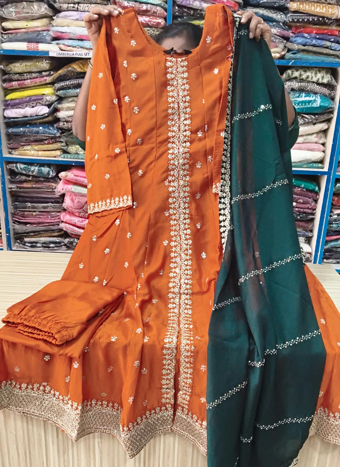 Blooming Vichithra Silk 3-Pcs Set