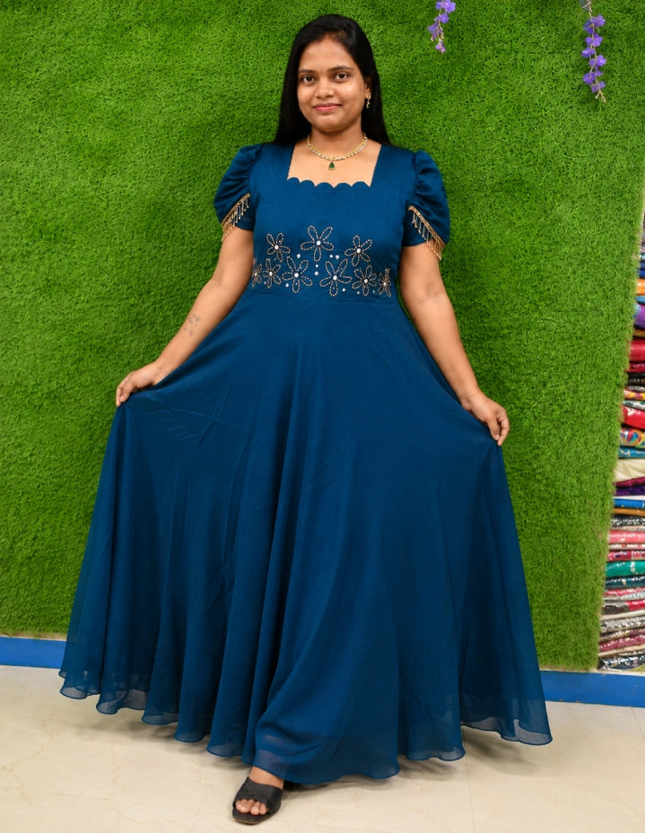 Plus Size Blooming Vichithra Double Sleeve Anarkali