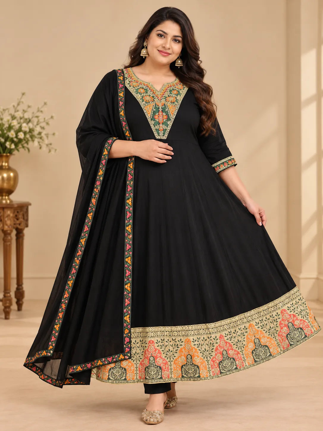 Plus Size Roman Silk Emporidary 3pcs Set