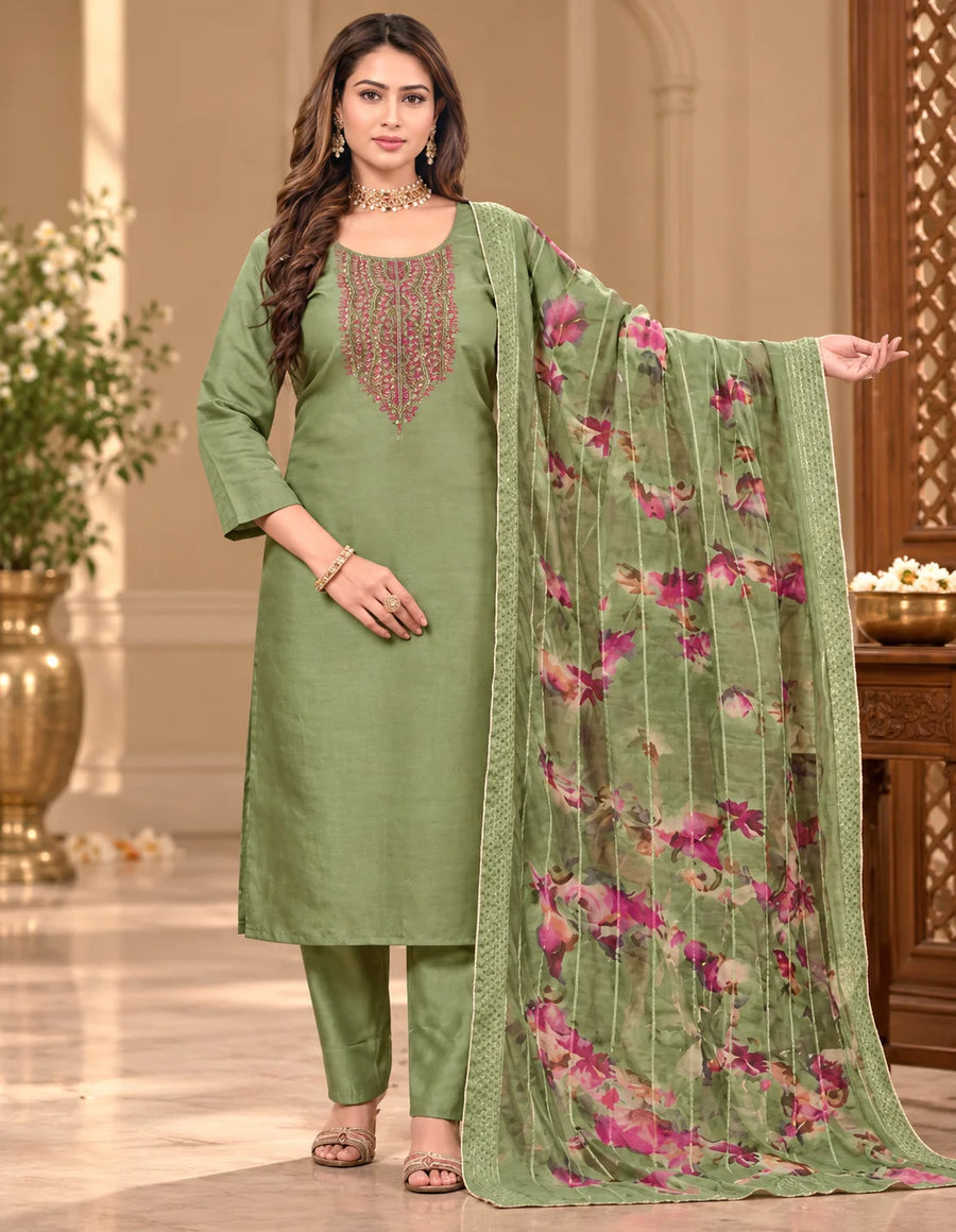Silk Aari Work 3pcs Set