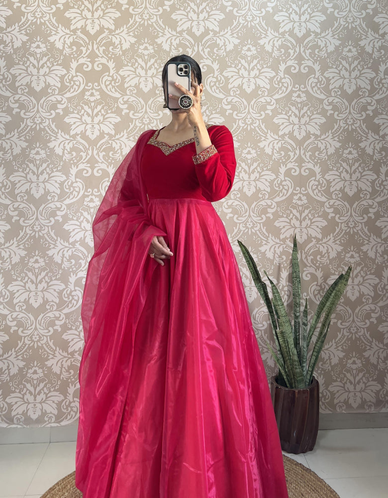 Mesmerizing Anarkali