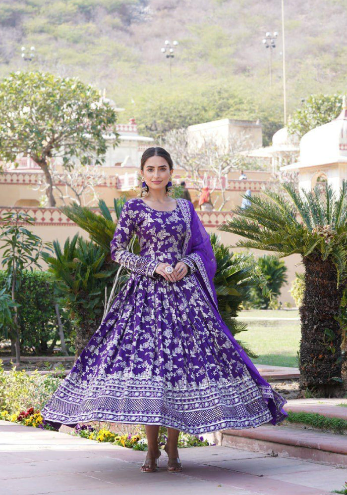 Viscose Diable Jacquard Gown