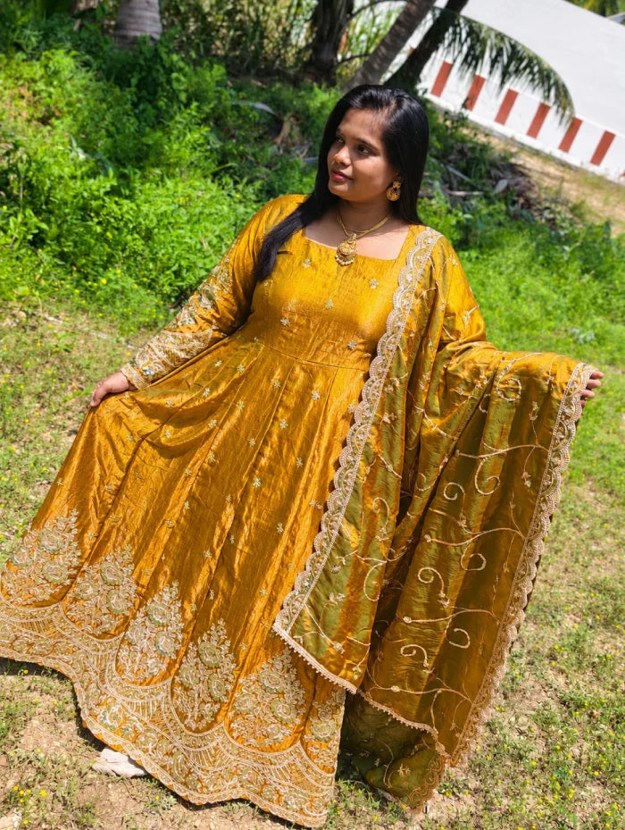 Plus Size Jelly Simmer Silk Sequence Work 3pcs Set