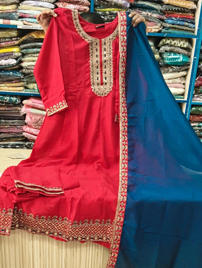 Blooming Vichithra Silk 3pcs Set