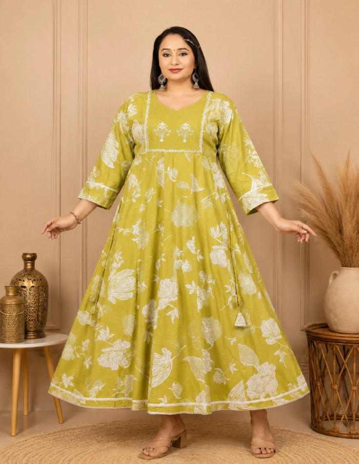 Plus Size Rayan Thread Barch