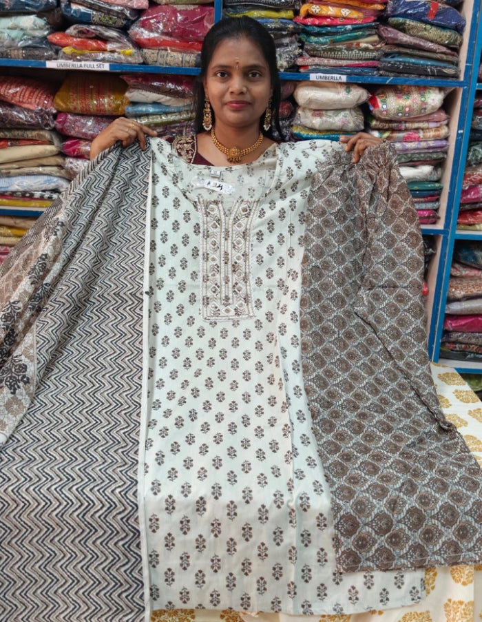 Plus Size Cotton Side Open 3pcs Set
