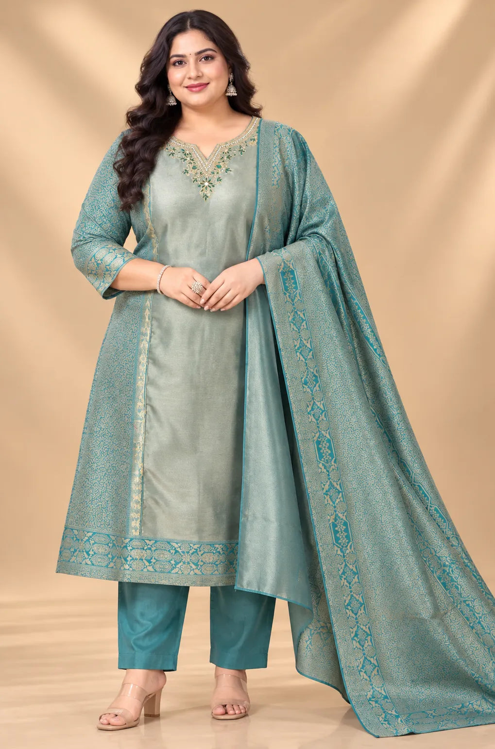 Plus Size Jacard Design 3pcs Set