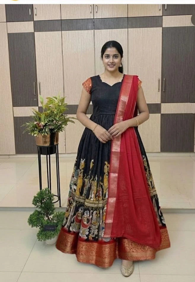 Dola Gown