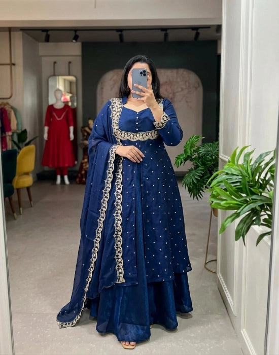 Choli Model