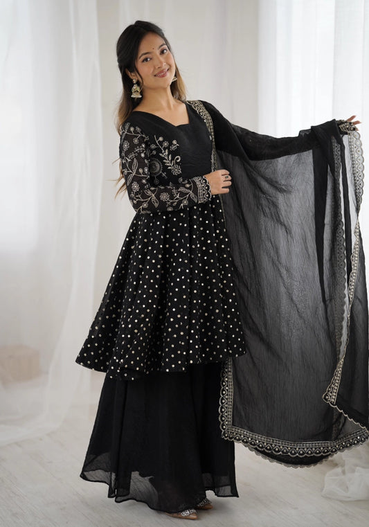 Plus Size Sarara Model