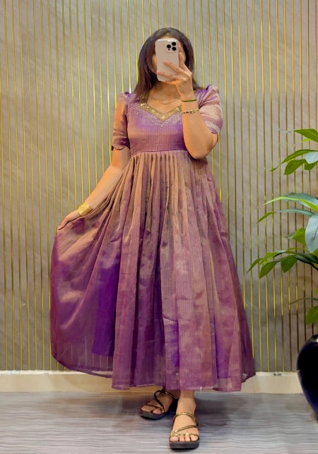 Kota Tissue Gown