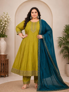 Plus Size 	 Vizhitrasilk Kali Model Anarkali