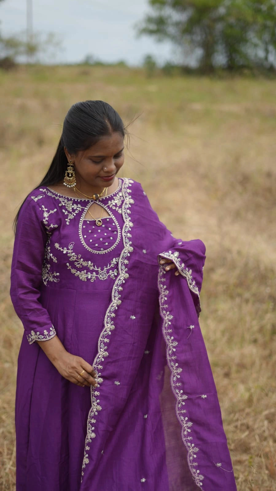Vizhitra Embroidered Work
