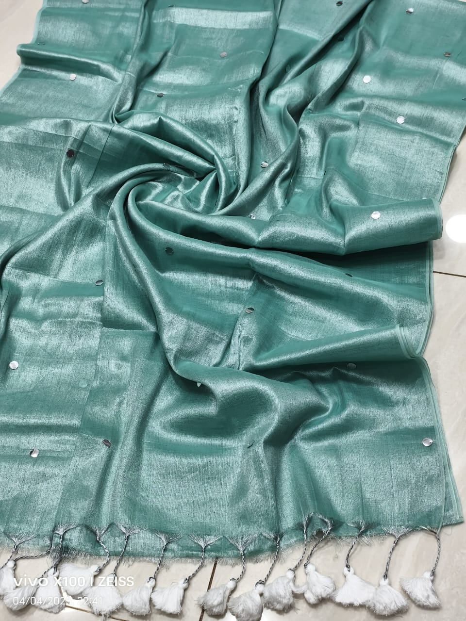 Kadhi Tissue Saree