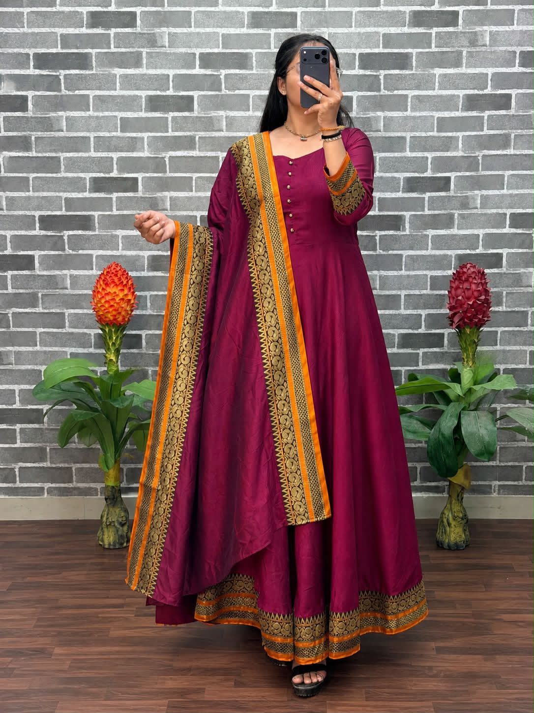 Plus Size Vizhitra Anarkali With Dupatta