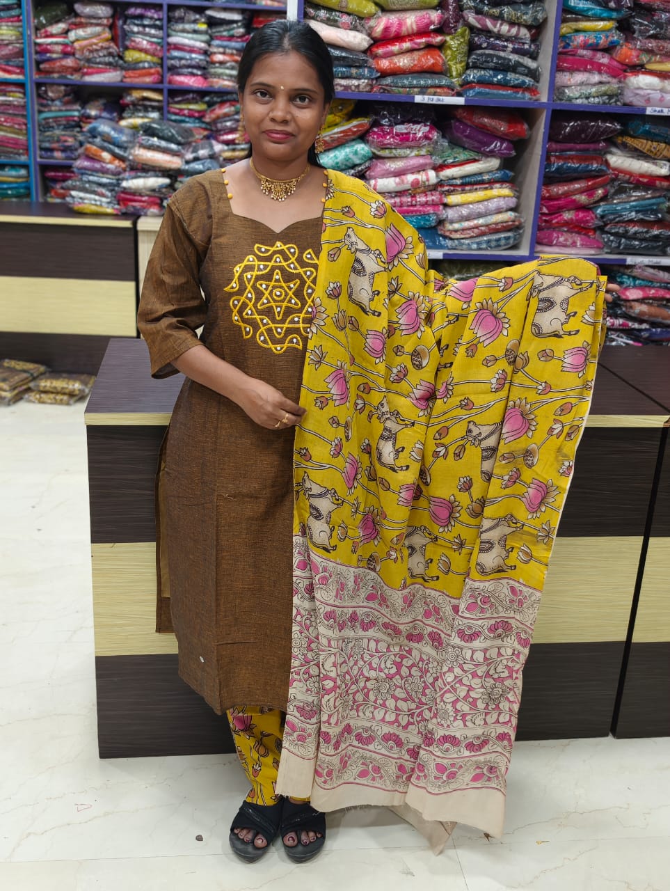 Mangalgiri Cotton Kolam Design