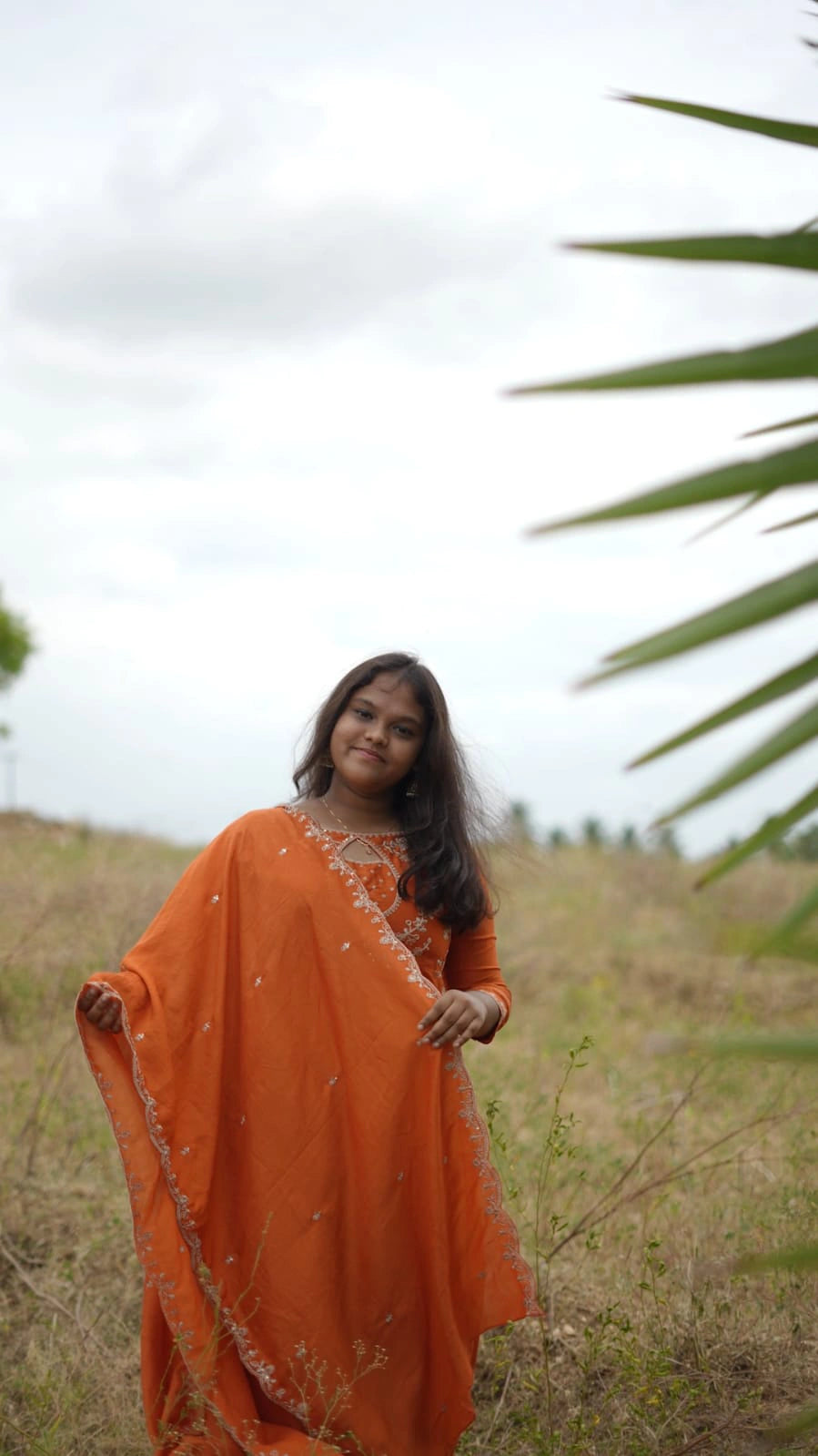 Vizhitra Embroidered Work