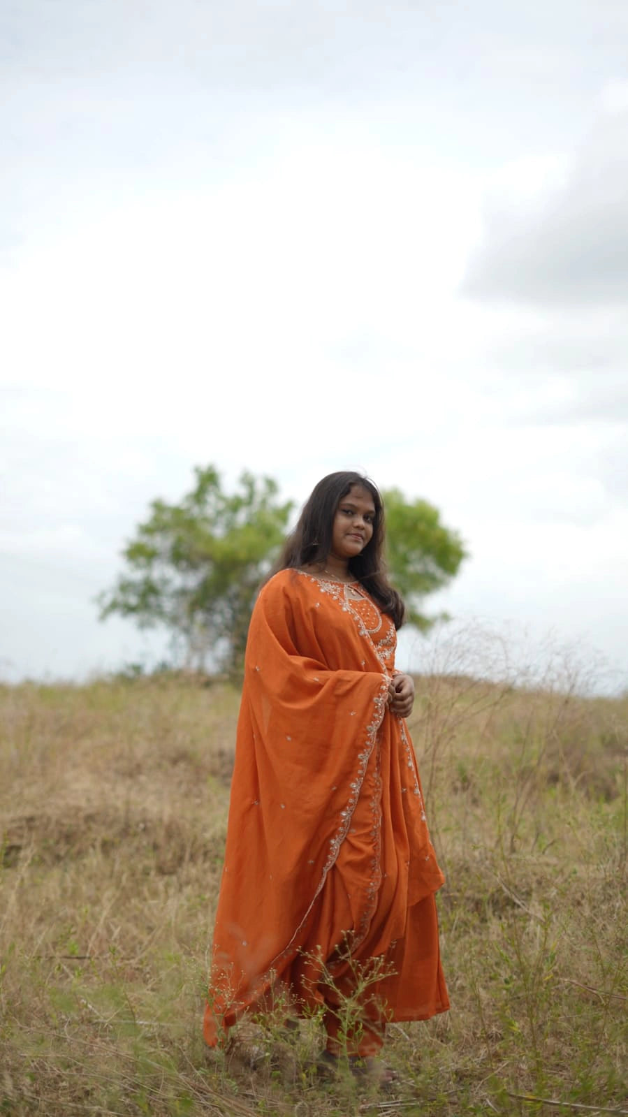 Vizhitra Embroidered Work