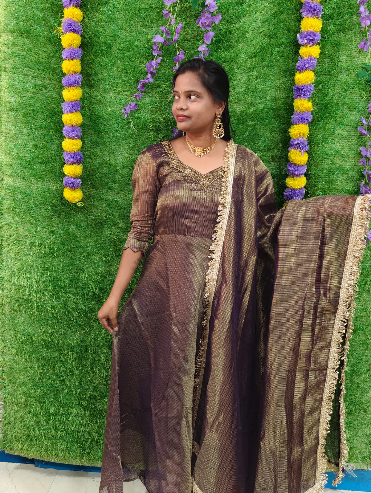 Kota Tissue Gown