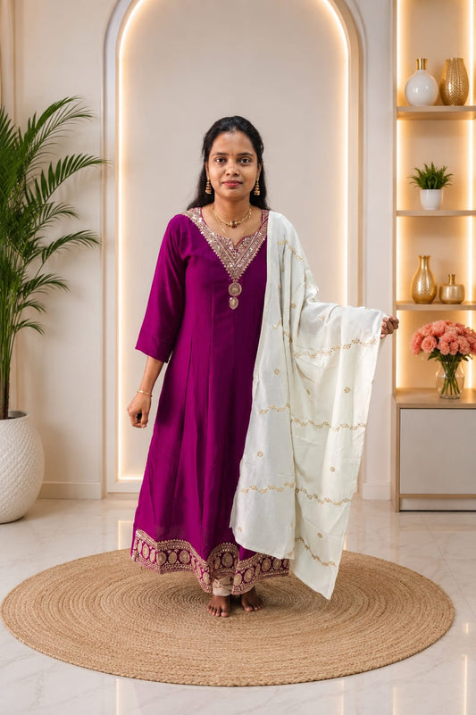 Vizhitra Silk Anarkali Top With Dupatta