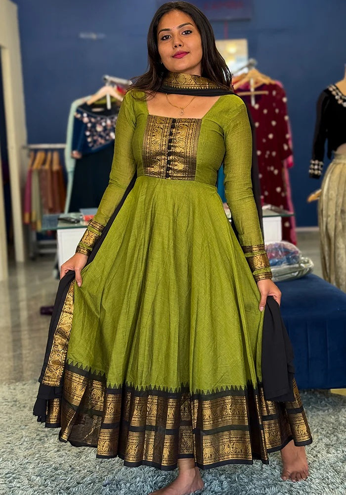 Pattu Gown