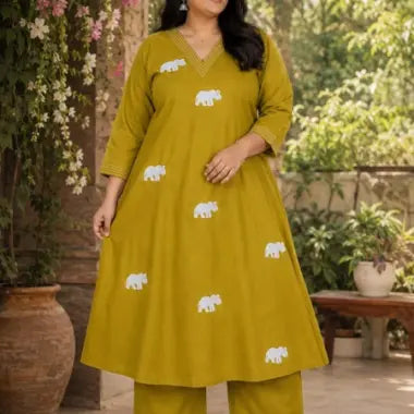 Plus Size Vertican Fabric Gown